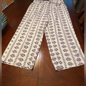 Talbot’s Linen blend wide leg summer crop pants, size L (but a roomy large!)